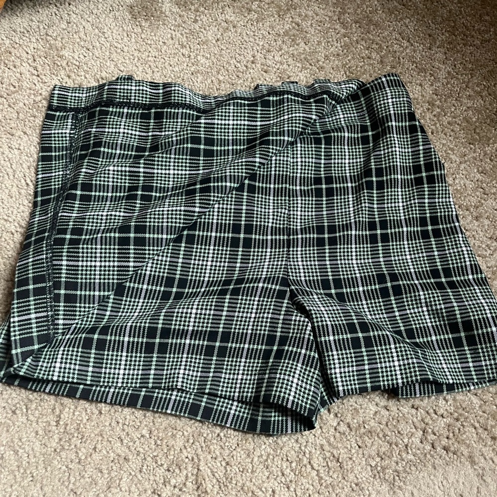 Plaid skirt with shorts